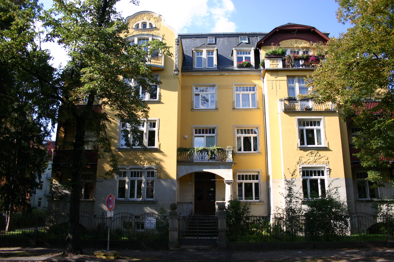Sanierung Mehrfamilienhäuser in Dresden und Chemnitz
